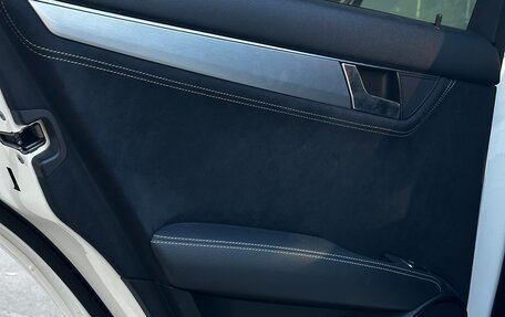 Mercedes-Benz C-Класс, 2013 год, 1 500 000 рублей, 21 фотография