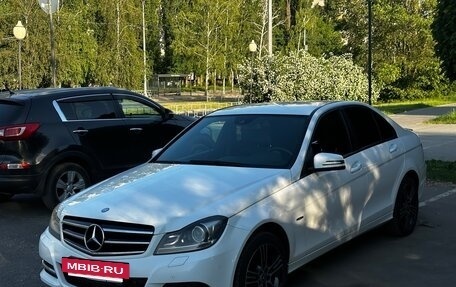 Mercedes-Benz C-Класс, 2013 год, 1 500 000 рублей, 20 фотография