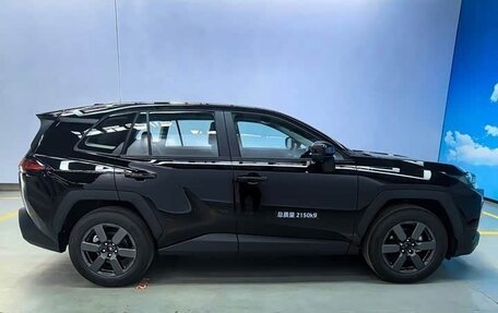 Toyota RAV4, 2026 год, 4 040 000 рублей, 4 фотография
