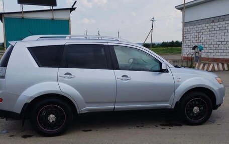 Mitsubishi Outlander III рестайлинг 3, 2006 год, 920 000 рублей, 3 фотография