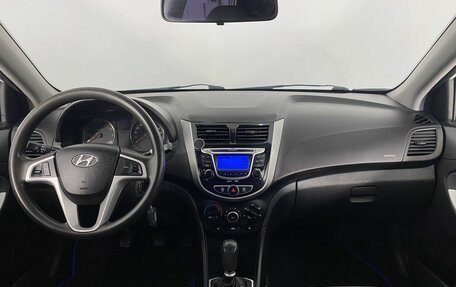 Hyundai Solaris II рестайлинг, 2012 год, 699 000 рублей, 15 фотография