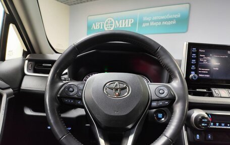 Toyota RAV4, 2020 год, 3 900 000 рублей, 15 фотография