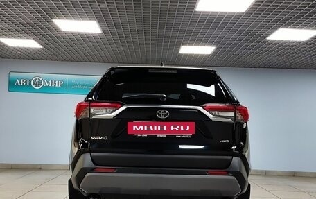 Toyota RAV4, 2020 год, 3 900 000 рублей, 6 фотография