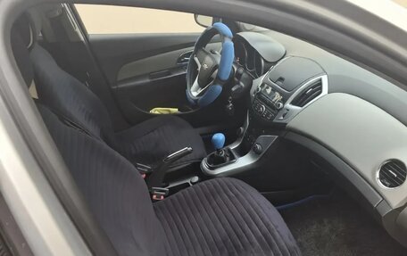 Chevrolet Cruze II, 2013 год, 735 000 рублей, 5 фотография