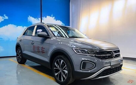Volkswagen T-Roc I, 2026 год, 2 400 000 рублей, 3 фотография