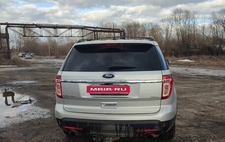 Ford Explorer VI, 2012 год, 1 250 000 рублей, 4 фотография