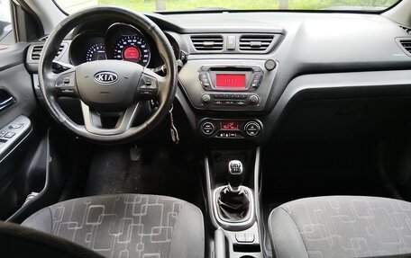 KIA Rio III рестайлинг, 2012 год, 680 000 рублей, 3 фотография