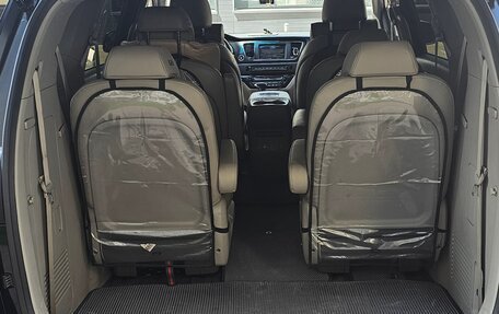 KIA Carnival III, 2019 год, 3 050 000 рублей, 4 фотография