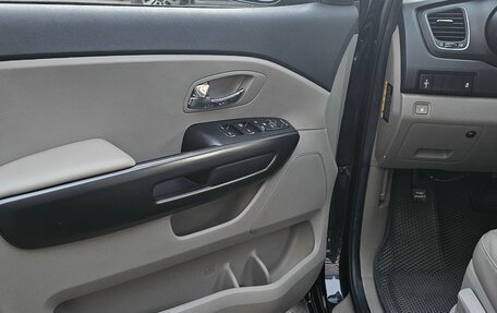 KIA Carnival III, 2019 год, 3 050 000 рублей, 10 фотография