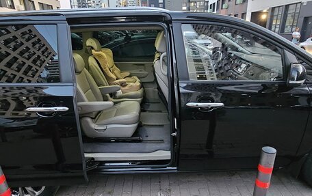 KIA Carnival III, 2019 год, 3 050 000 рублей, 6 фотография