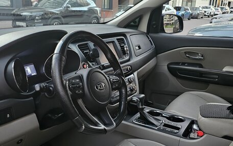 KIA Carnival III, 2019 год, 3 050 000 рублей, 8 фотография