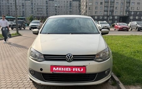 Volkswagen Polo VI (EU Market), 2011 год, 511 000 рублей, 2 фотография