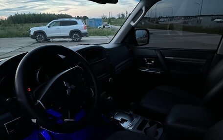 Mitsubishi Pajero IV, 2011 год, 1 950 000 рублей, 20 фотография
