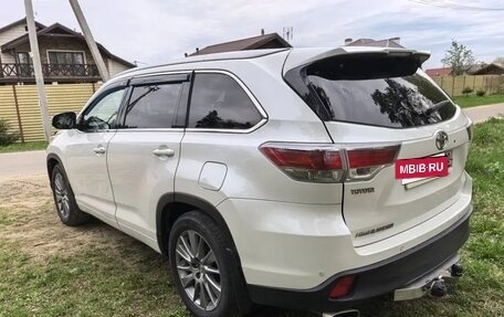 Toyota Highlander III, 2015 год, 2 750 000 рублей, 2 фотография
