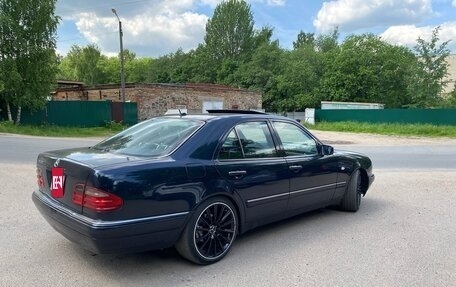 Mercedes-Benz E-Класс, 1998 год, 695 000 рублей, 5 фотография