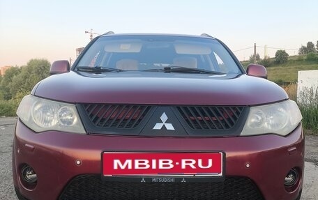 Mitsubishi Outlander III рестайлинг 3, 2007 год, 750 000 рублей, 3 фотография