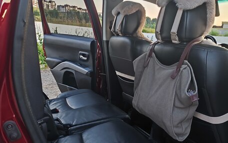 Mitsubishi Outlander III рестайлинг 3, 2007 год, 750 000 рублей, 11 фотография