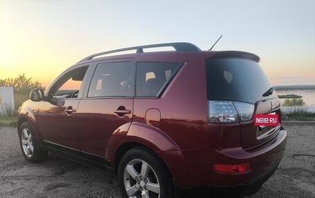 Mitsubishi Outlander III рестайлинг 3, 2007 год, 750 000 рублей, 5 фотография