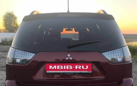 Mitsubishi Outlander III рестайлинг 3, 2007 год, 750 000 рублей, 6 фотография