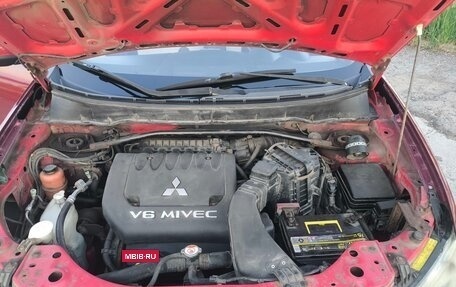 Mitsubishi Outlander III рестайлинг 3, 2007 год, 750 000 рублей, 13 фотография
