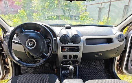 Renault Logan I, 2012 год, 630 000 рублей, 3 фотография