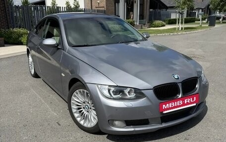 BMW 3 серия, 2008 год, 940 000 рублей, 2 фотография