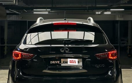 Infiniti QX70, 2016 год, 2 700 000 рублей, 2 фотография