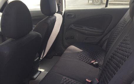 Nissan Almera, 2005 год, 220 000 рублей, 11 фотография