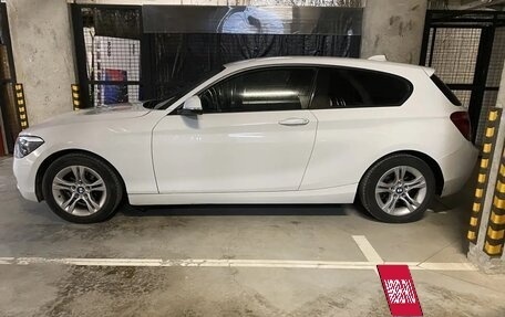 BMW 1 серия, 2012 год, 1 200 000 рублей, 3 фотография