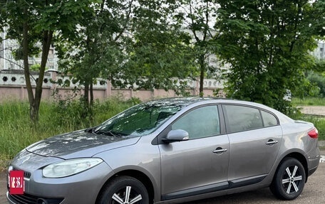 Renault Fluence I, 2011 год, 700 000 рублей, 2 фотография