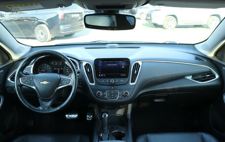 Chevrolet Malibu IX, 2019 год, 1 560 000 рублей, 13 фотография