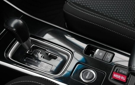 Mitsubishi Outlander III рестайлинг 3, 2018 год, 2 095 000 рублей, 14 фотография