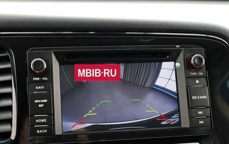Mitsubishi Outlander III рестайлинг 3, 2018 год, 2 095 000 рублей, 15 фотография