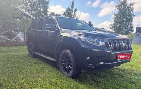 Toyota Land Cruiser Prado 150 рестайлинг 2, 2020 год, 5 850 000 рублей, 1 фотография
