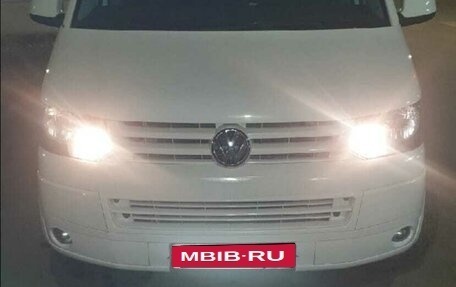 Volkswagen Caravelle T5, 2012 год, 1 850 000 рублей, 20 фотография