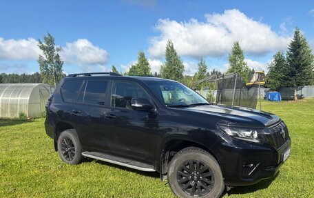 Toyota Land Cruiser Prado 150 рестайлинг 2, 2020 год, 5 850 000 рублей, 8 фотография
