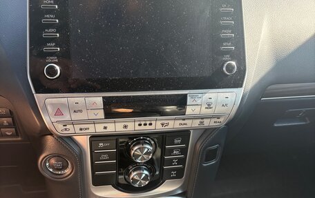 Toyota Land Cruiser Prado 150 рестайлинг 2, 2020 год, 5 850 000 рублей, 16 фотография