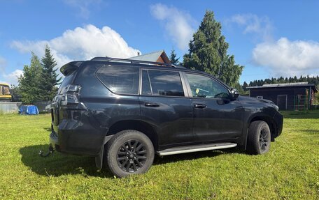 Toyota Land Cruiser Prado 150 рестайлинг 2, 2020 год, 5 850 000 рублей, 9 фотография