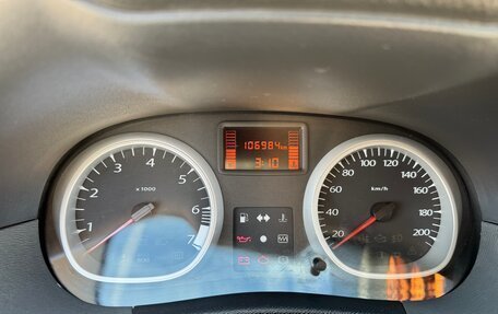 Renault Duster I рестайлинг, 2013 год, 750 000 рублей, 14 фотография
