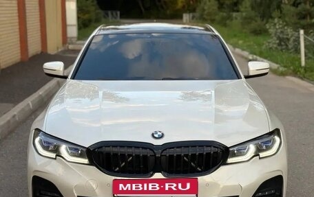 BMW 3 серия, 2019 год, 2 950 000 рублей, 4 фотография