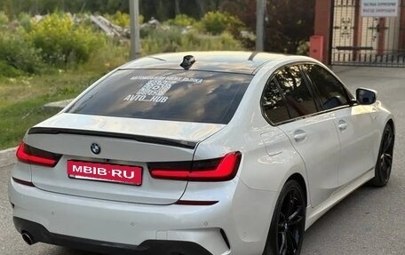 BMW 3 серия, 2019 год, 2 950 000 рублей, 14 фотография