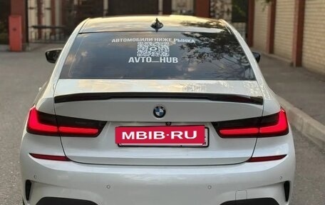 BMW 3 серия, 2019 год, 2 950 000 рублей, 12 фотография