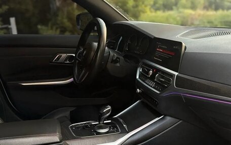 BMW 3 серия, 2019 год, 2 950 000 рублей, 19 фотография