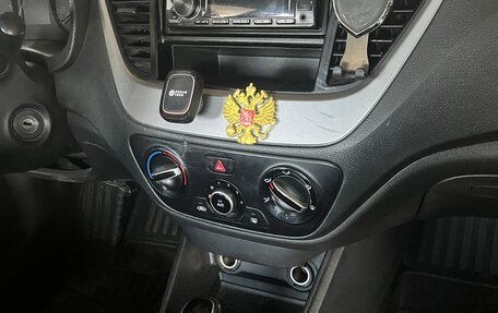 Hyundai Solaris II рестайлинг, 2018 год, 565 565 рублей, 4 фотография