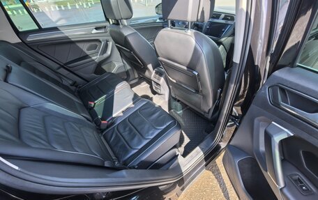 Volkswagen Tiguan II, 2017 год, 2 200 000 рублей, 13 фотография