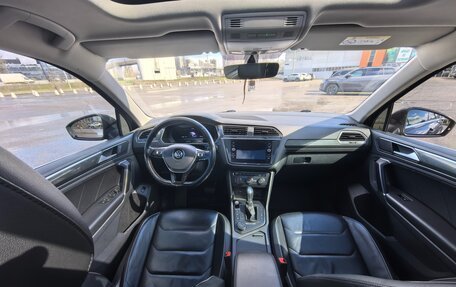 Volkswagen Tiguan II, 2017 год, 2 200 000 рублей, 11 фотография