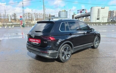 Volkswagen Tiguan II, 2017 год, 2 200 000 рублей, 21 фотография