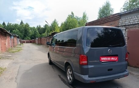 Volkswagen Caravelle T5, 2012 год, 2 000 000 рублей, 4 фотография