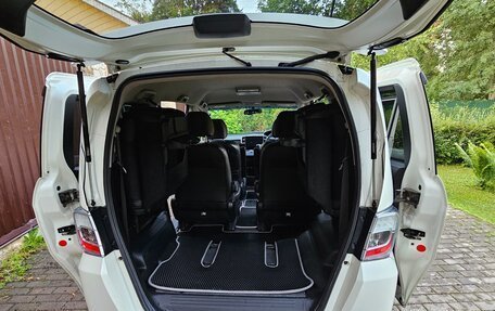 Honda Freed I, 2011 год, 1 100 000 рублей, 14 фотография