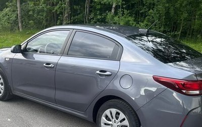 KIA Rio IV, 2021 год, 1 630 000 рублей, 1 фотография